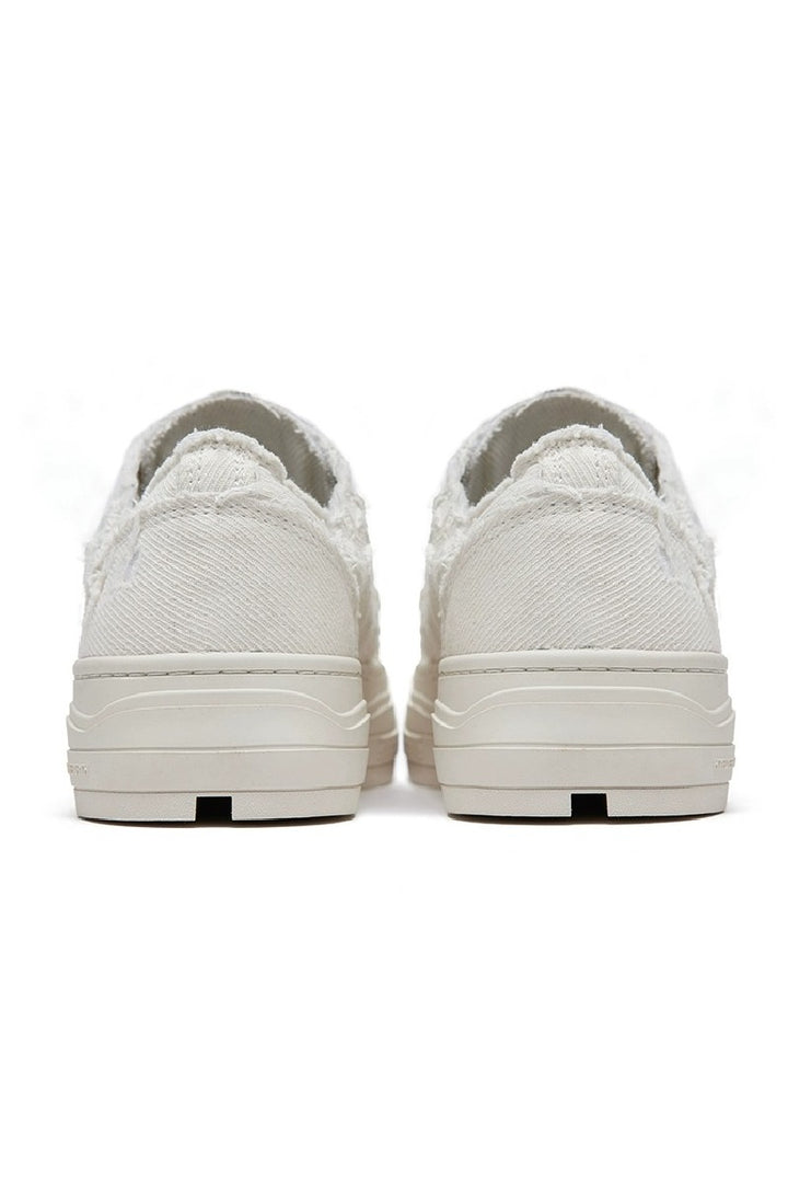 Milk Tea White Low-Top Canvas Sneakers