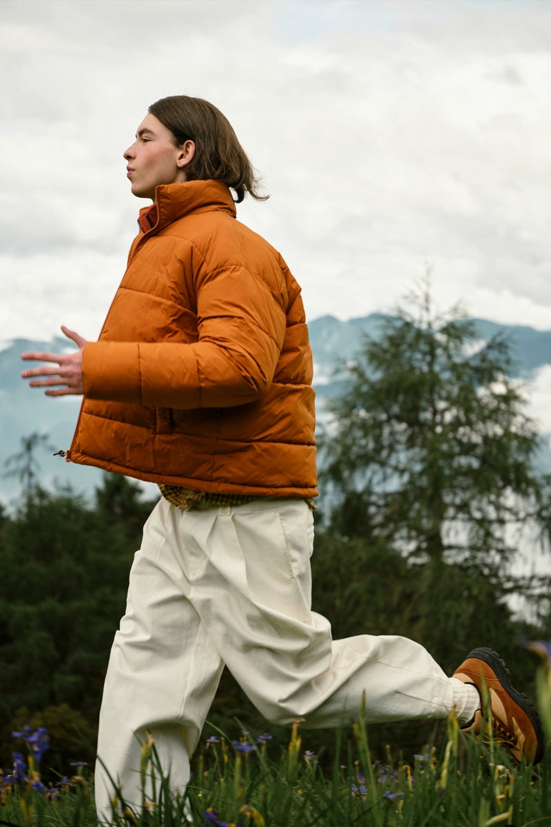 Wrinkle-Resistant Pleated Relaxed Trousers