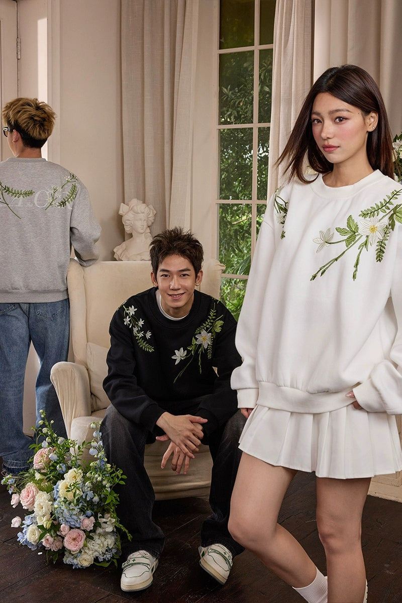 Floral Embroidery Fleece Crewneck Sweatshirt