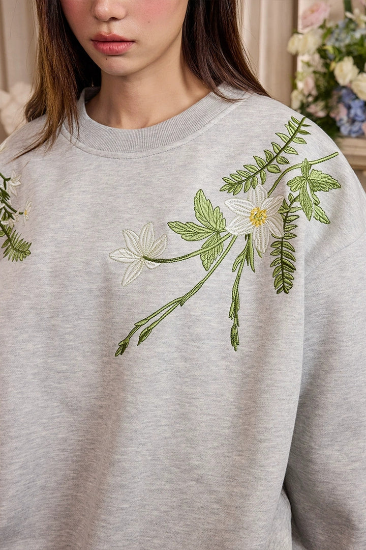 Floral Embroidery Fleece Crewneck Sweatshirt