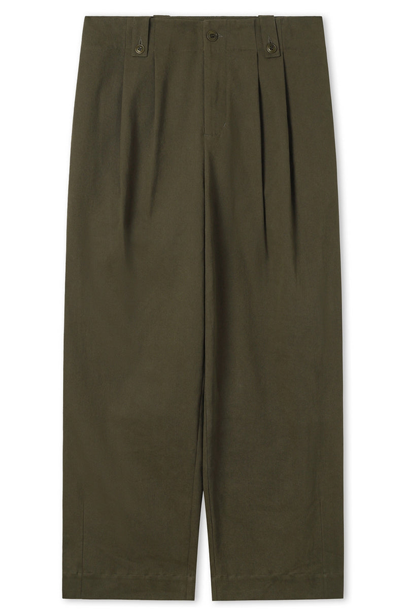 Wrinkle-Resistant Pleated Relaxed Trousers