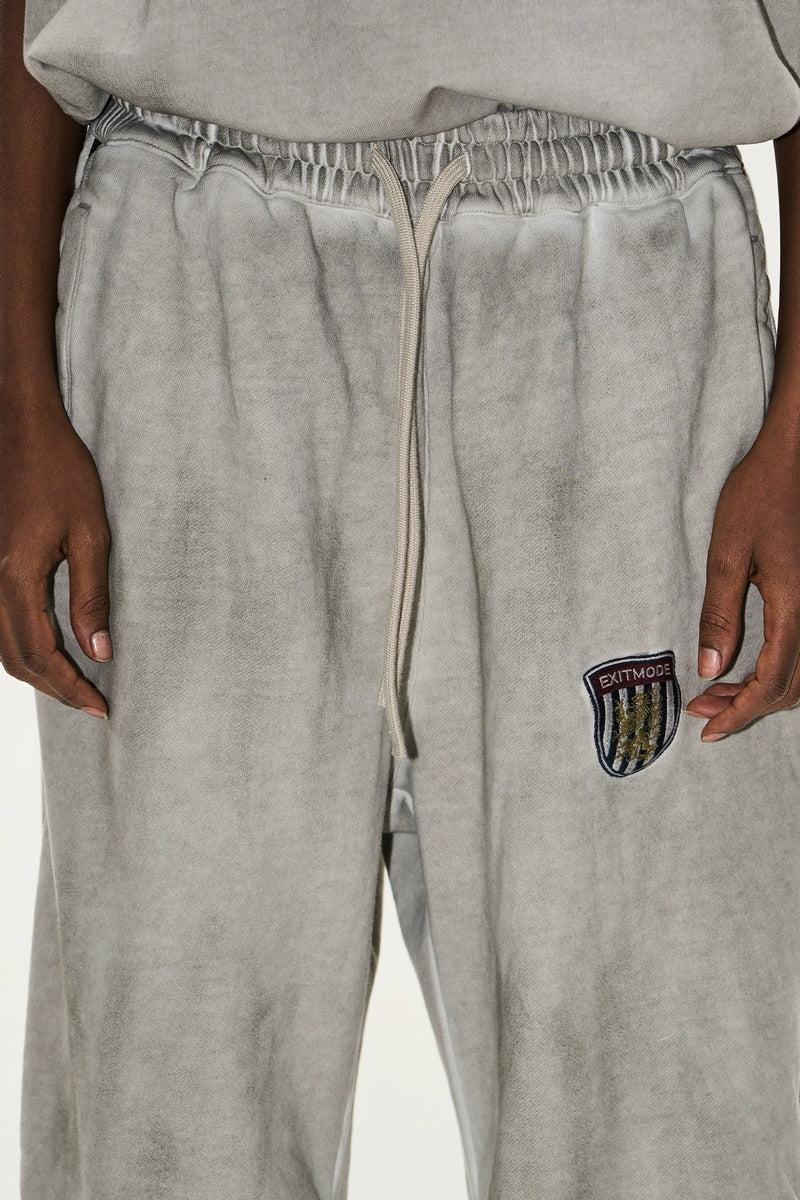 Washed Badge Pleated Jogger Pants