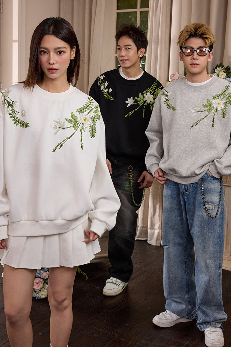 Floral Embroidery Fleece Crewneck Sweatshirt