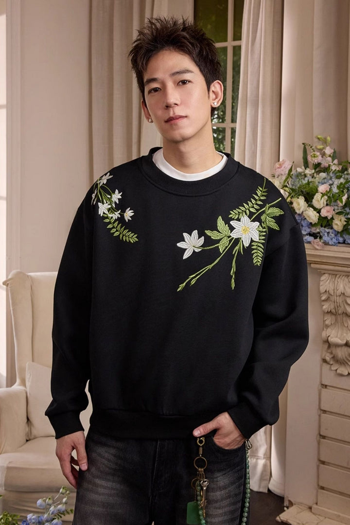 Floral Embroidery Fleece Crewneck Sweatshirt