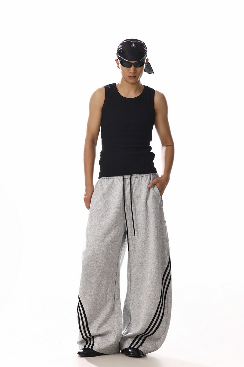 Triple Stripe Barrel Sweatpants