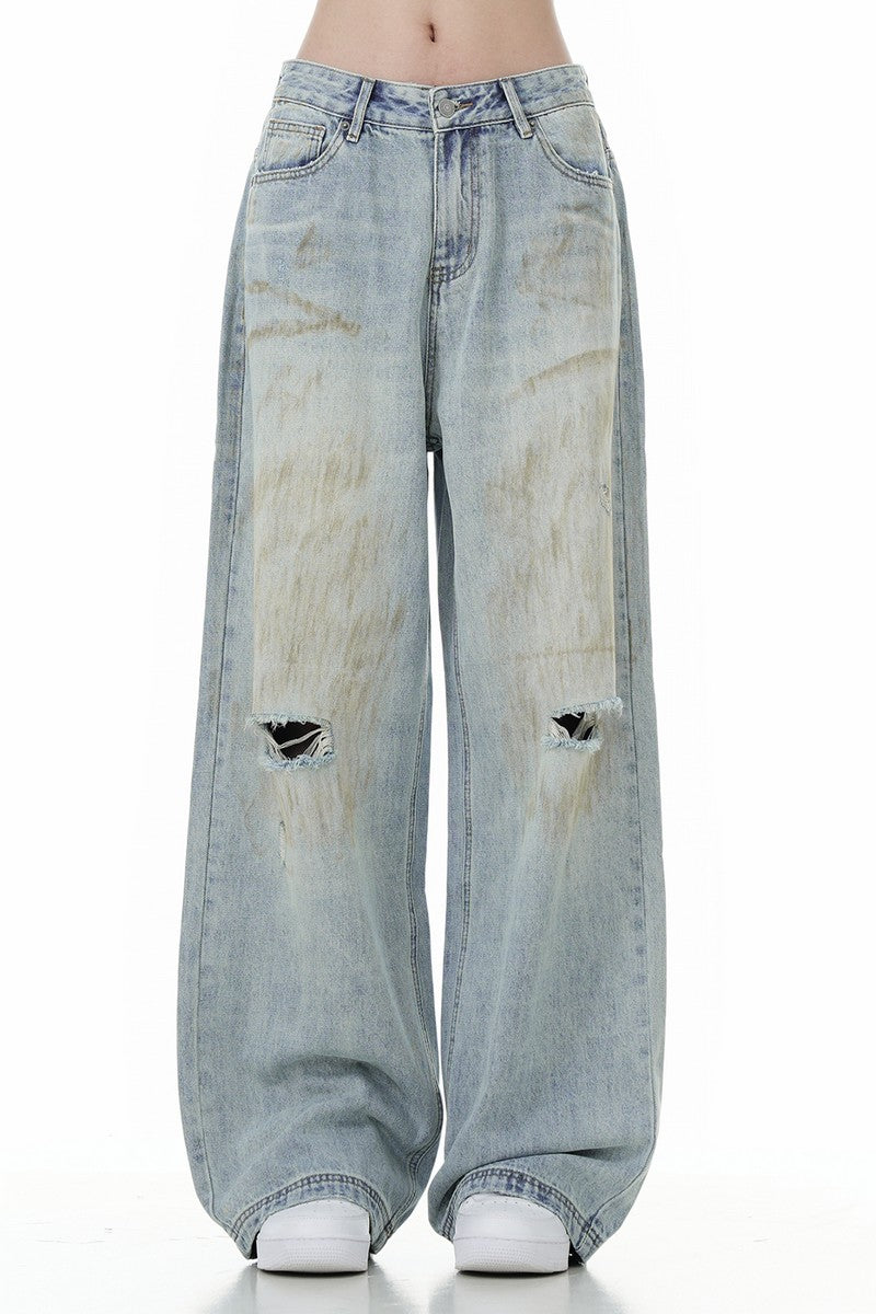 Distressed Cleanfit Straight Jeans