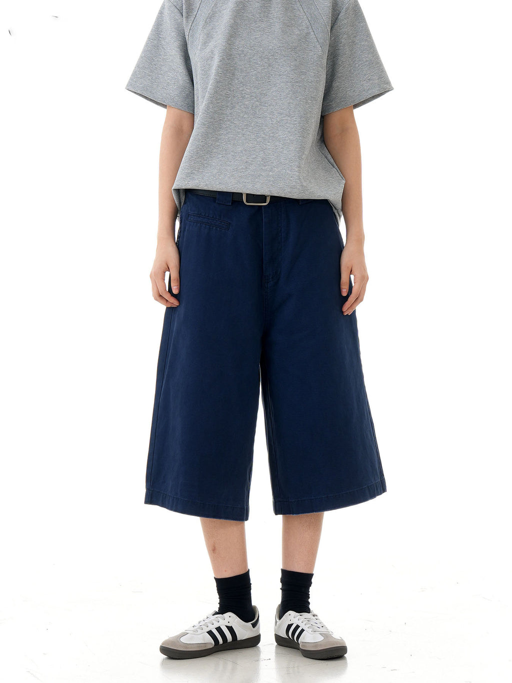 High Waist Cargo Knee Shorts