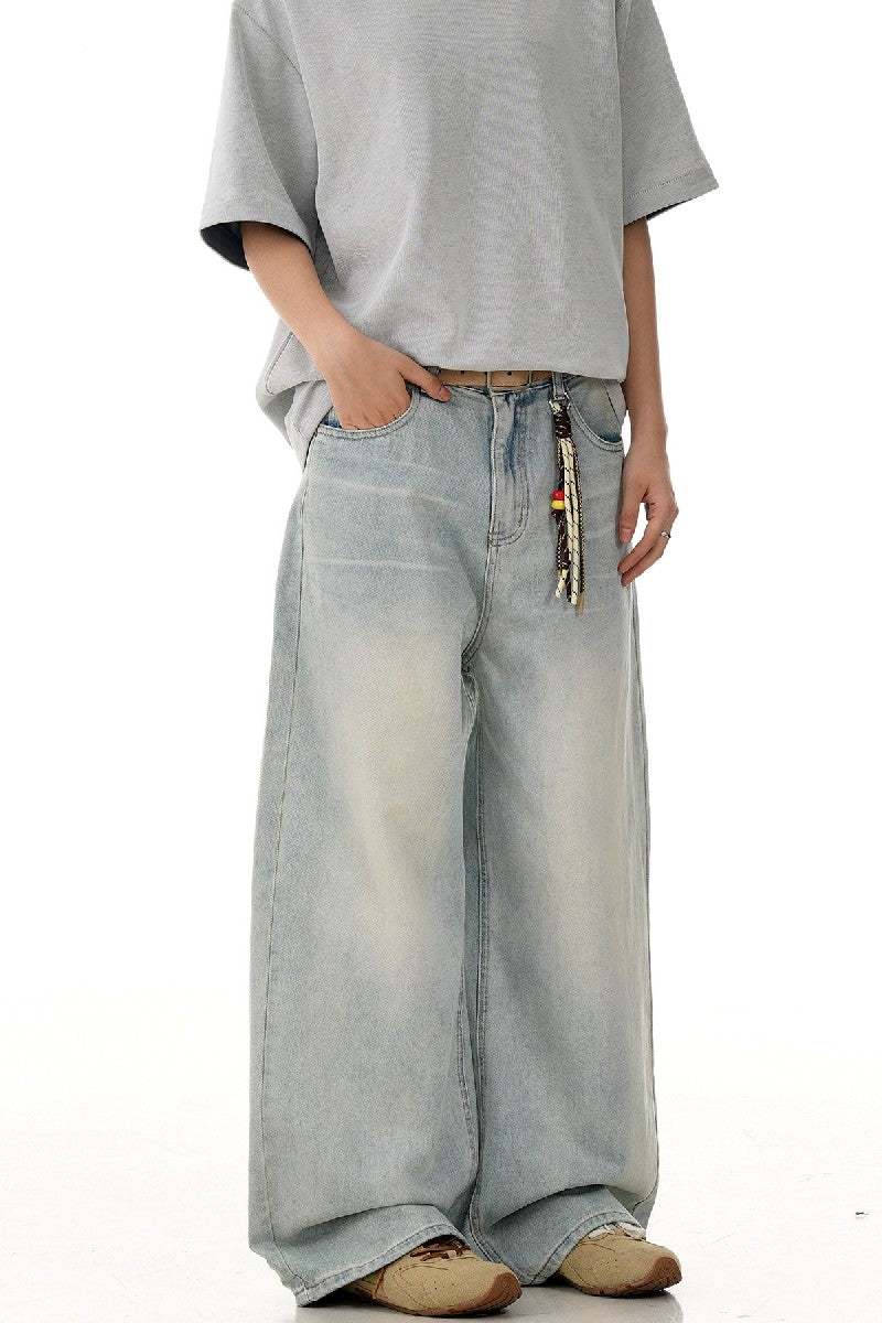 Washed Cleanfit Straight Jeans