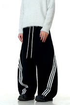 Triple Stripe Street Sweatpants