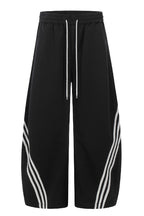 Triple Stripe Street Sweatpants