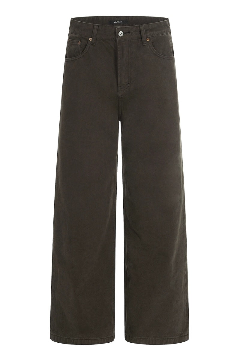 Minimal Straight Leg Jeans