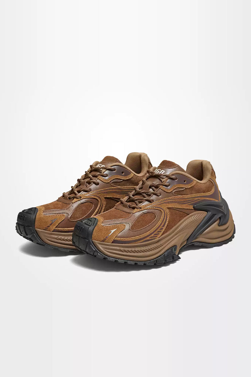 Retro Chunky Jogging Sneakers - diagonal pair