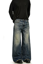 Whisker Fade Wide Jeans – view 1