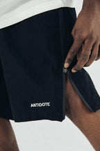 Antidote Side Zipper Loose Shorts