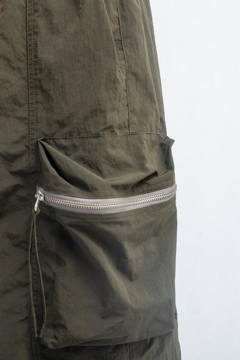Error Code Multi Pocket Zipper Shorts