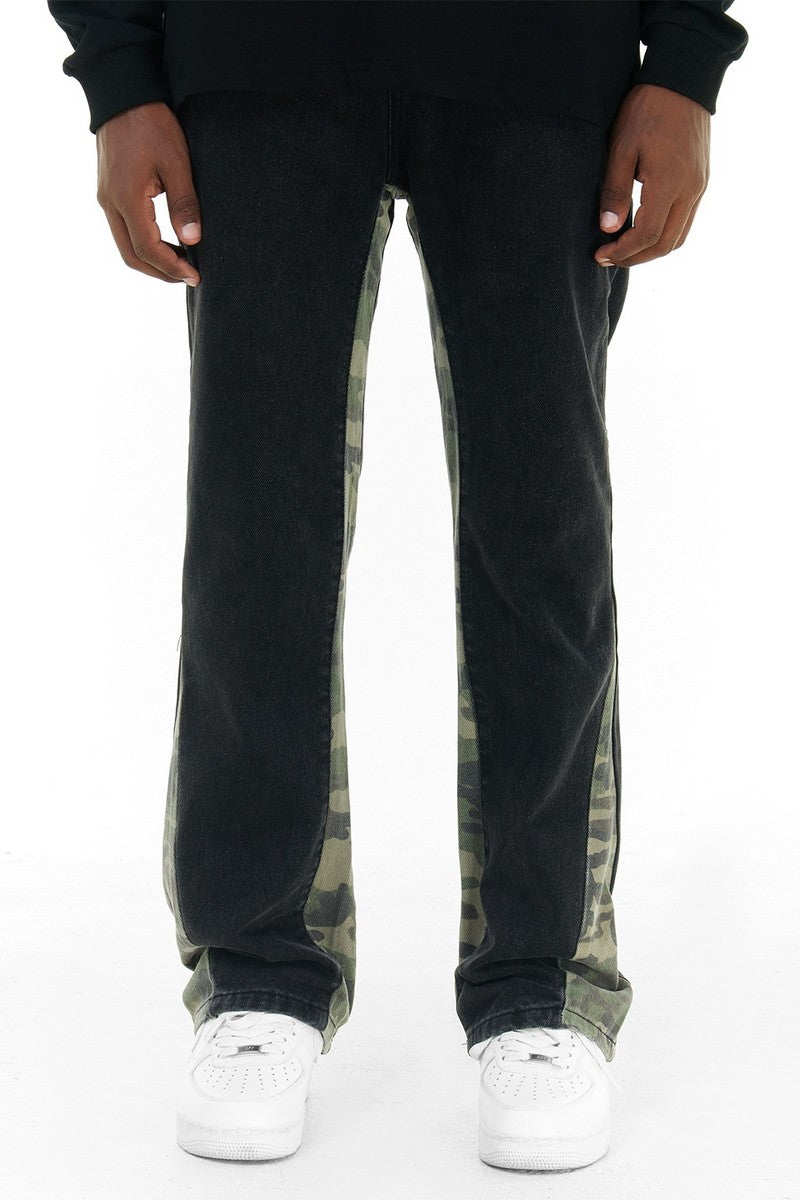 CZ Stitching Camo Flared Jeans