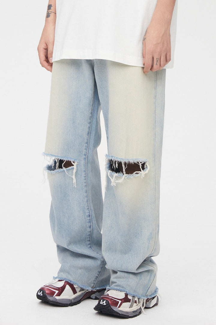 Ripped Loose Flared Jeans