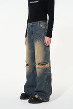 Distressed Washed Oversized Jeans