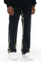 CZ Stitching Camo Flared Jeans