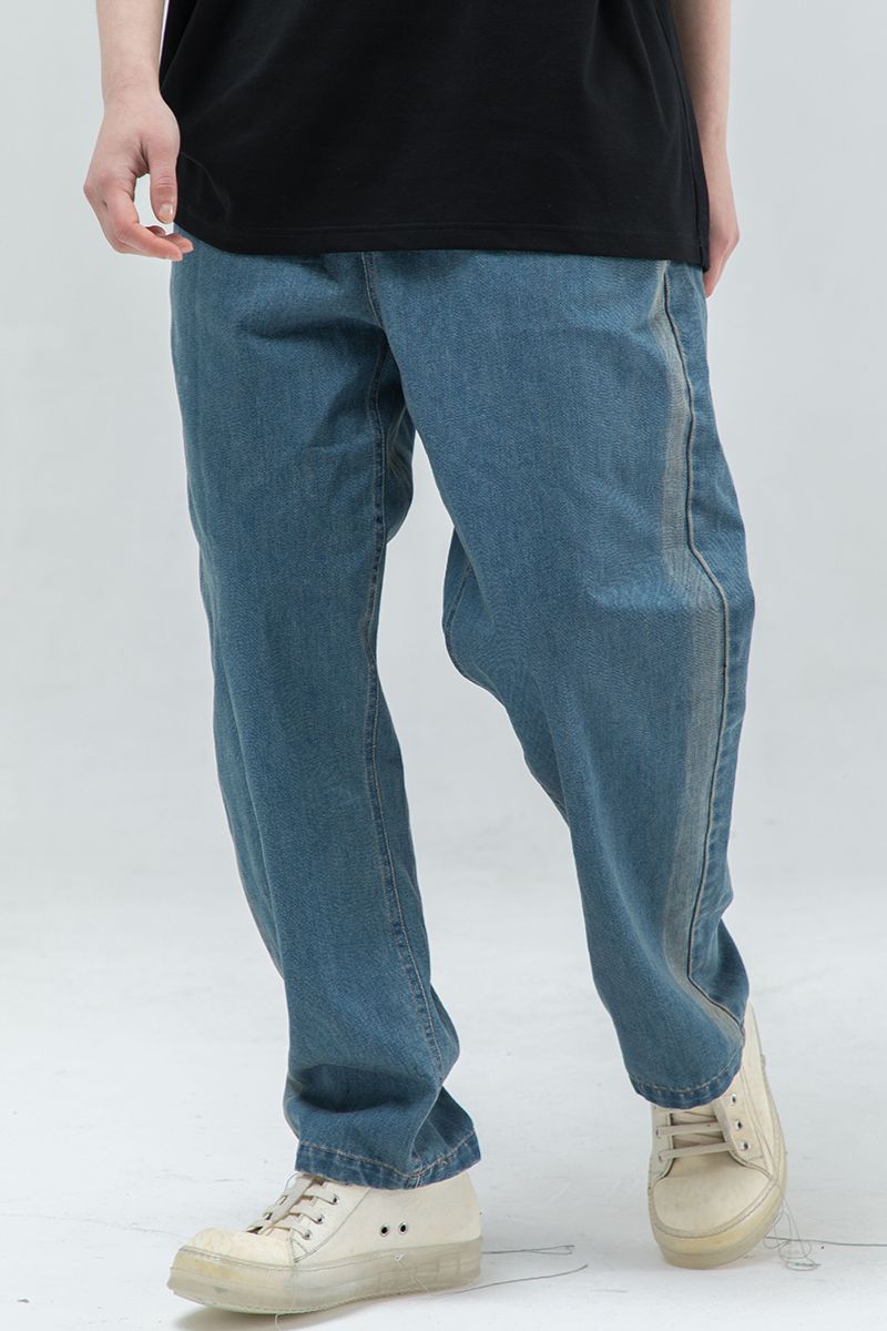 THINGY Loose Washed Jeans