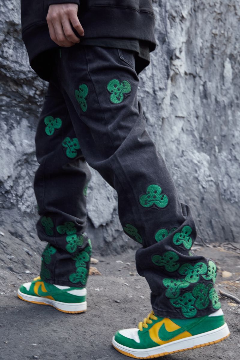 STEEPC Flower Embroidered Straight Jeans