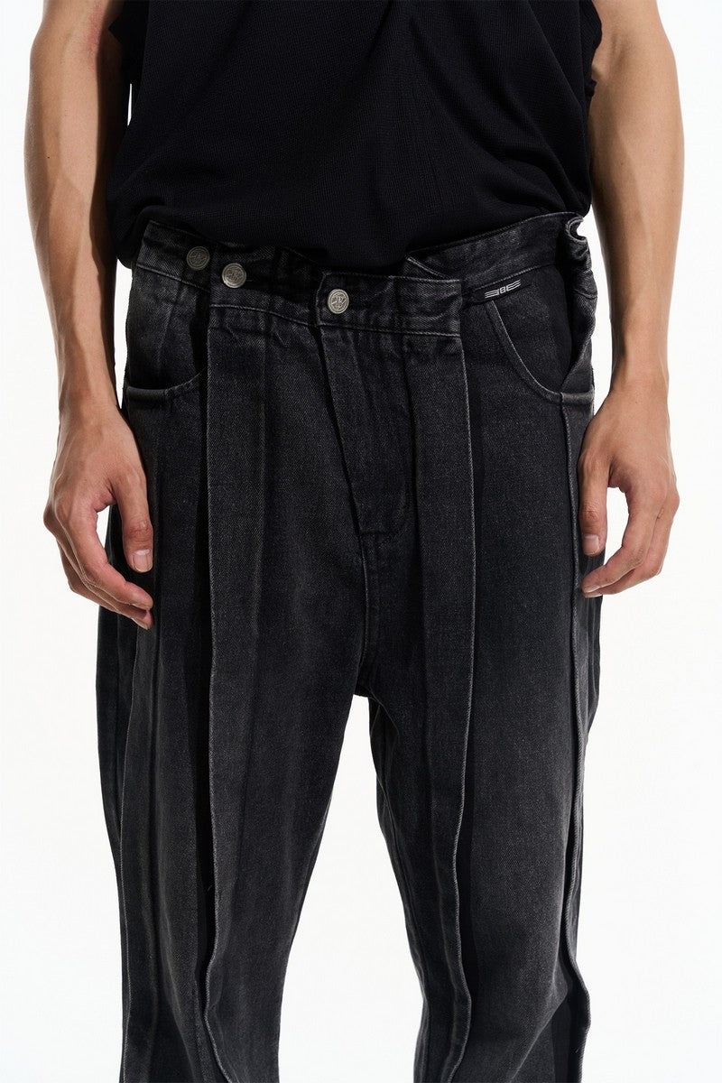 Pleated Straight Jeans
