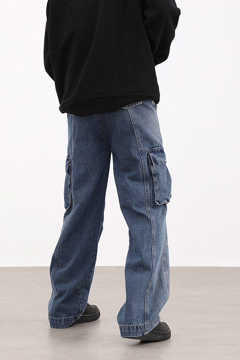Oversized Multi-Pocket Jeans