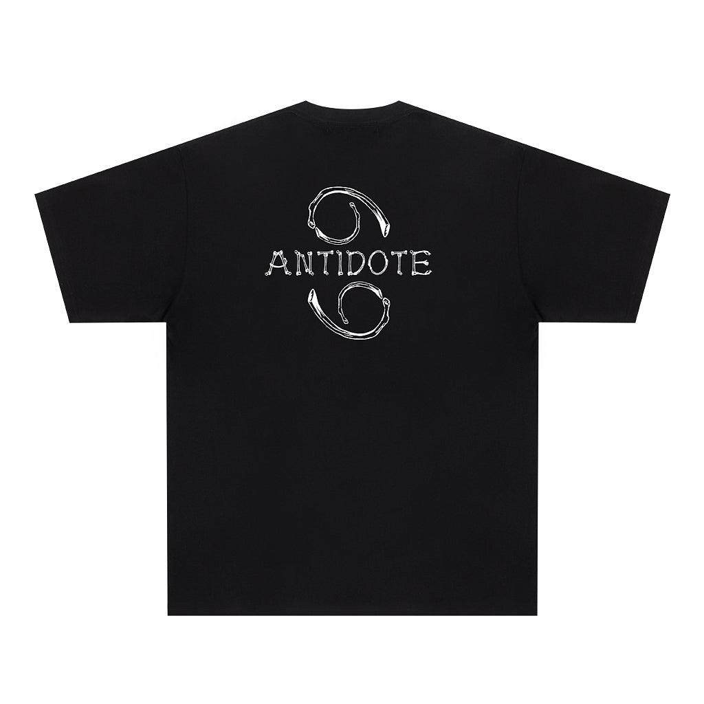 Antidote Skeleton Hands Print Tee