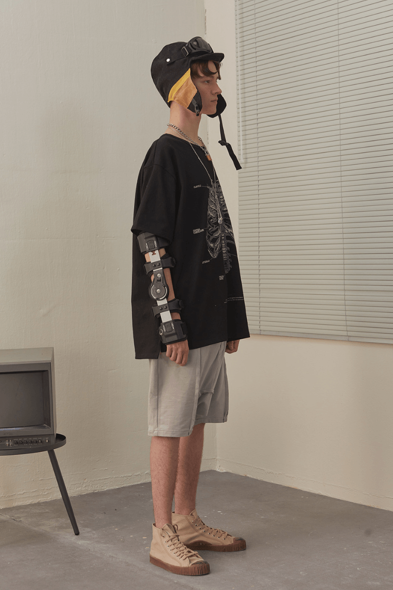 CHRROTA Rib Cage Tee