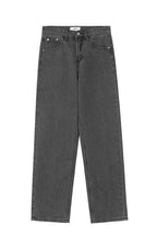 Loose Straight Jeans